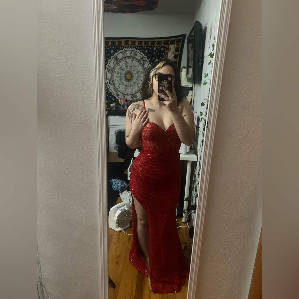 PROM DRESS
